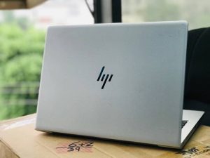 HP EliteBook 735 G5 with AMD Ryzen 5 processor and 13.3 inch LED display