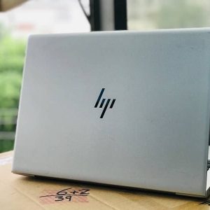 HP EliteBook 735 G5 with AMD Ryzen 5 processor and 13.3 inch LED display